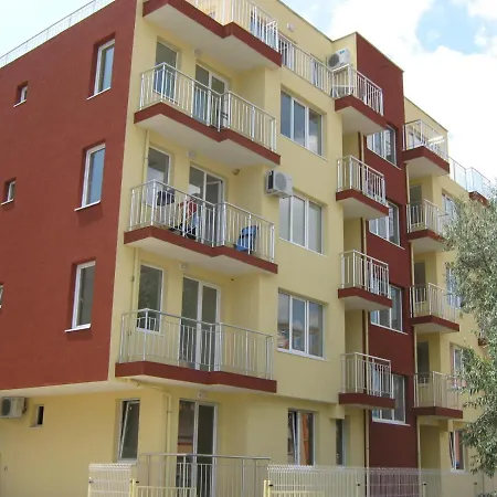 Appartement Black&white Primorsko